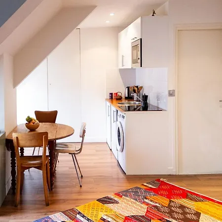 Lovely Studio Near Montmartre Apartment Paris
