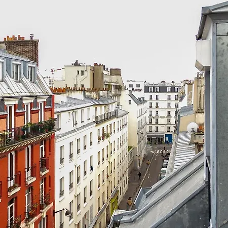 Lovely Studio Near Montmartre Apartment
